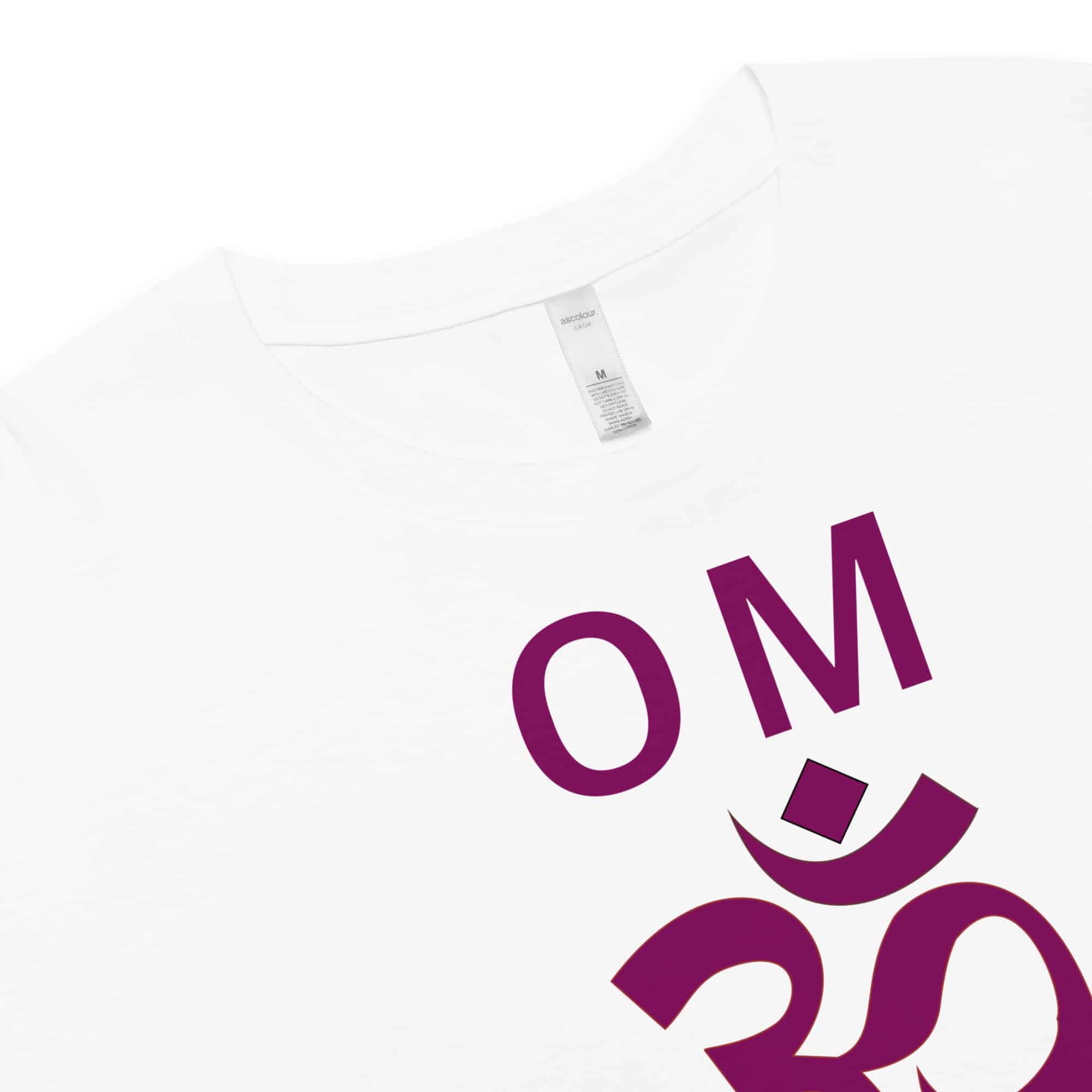Om Nagna yoga women’s crop top